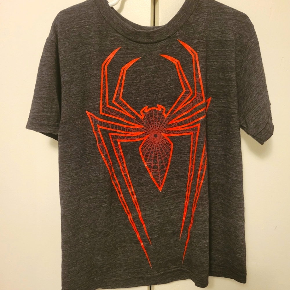 Boys spiderman shirt